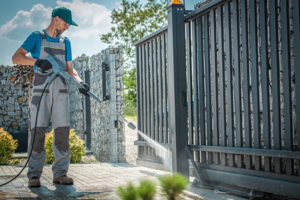 Best Animal Enclosure Cleaning  in West Hills, NY